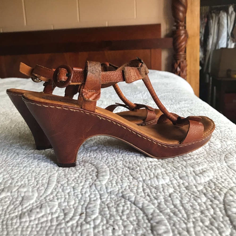 Bolo Alcala brown leather strappy heeled sandal 10